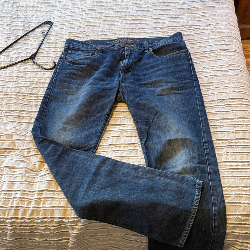 American Eagle Outfitters Men's Dark Blue Straight Jeans